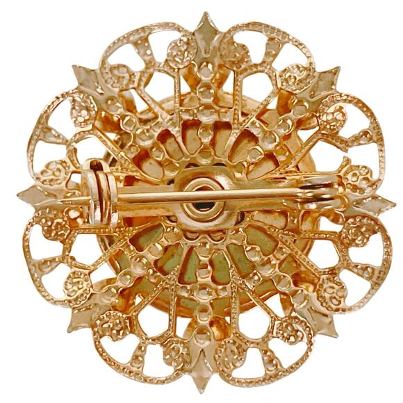 Vintage Cameo Resin Brooch Gold Tone Filigree Rhinestones Mid Century 1960s - Picture 8 of 9